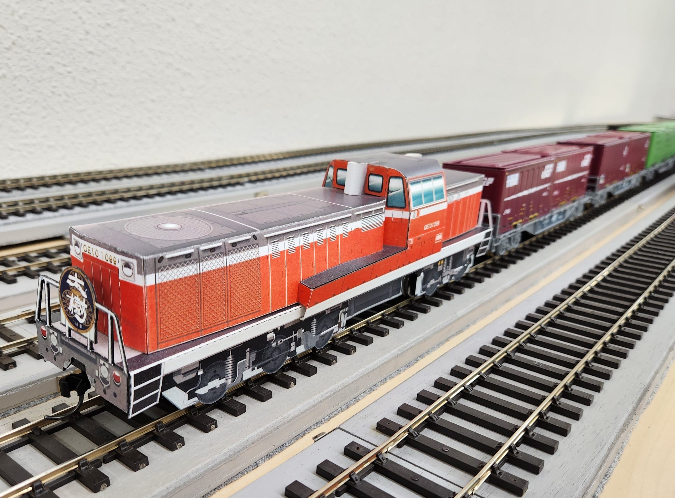 DE10ペーパークラフト（秋葉会員）