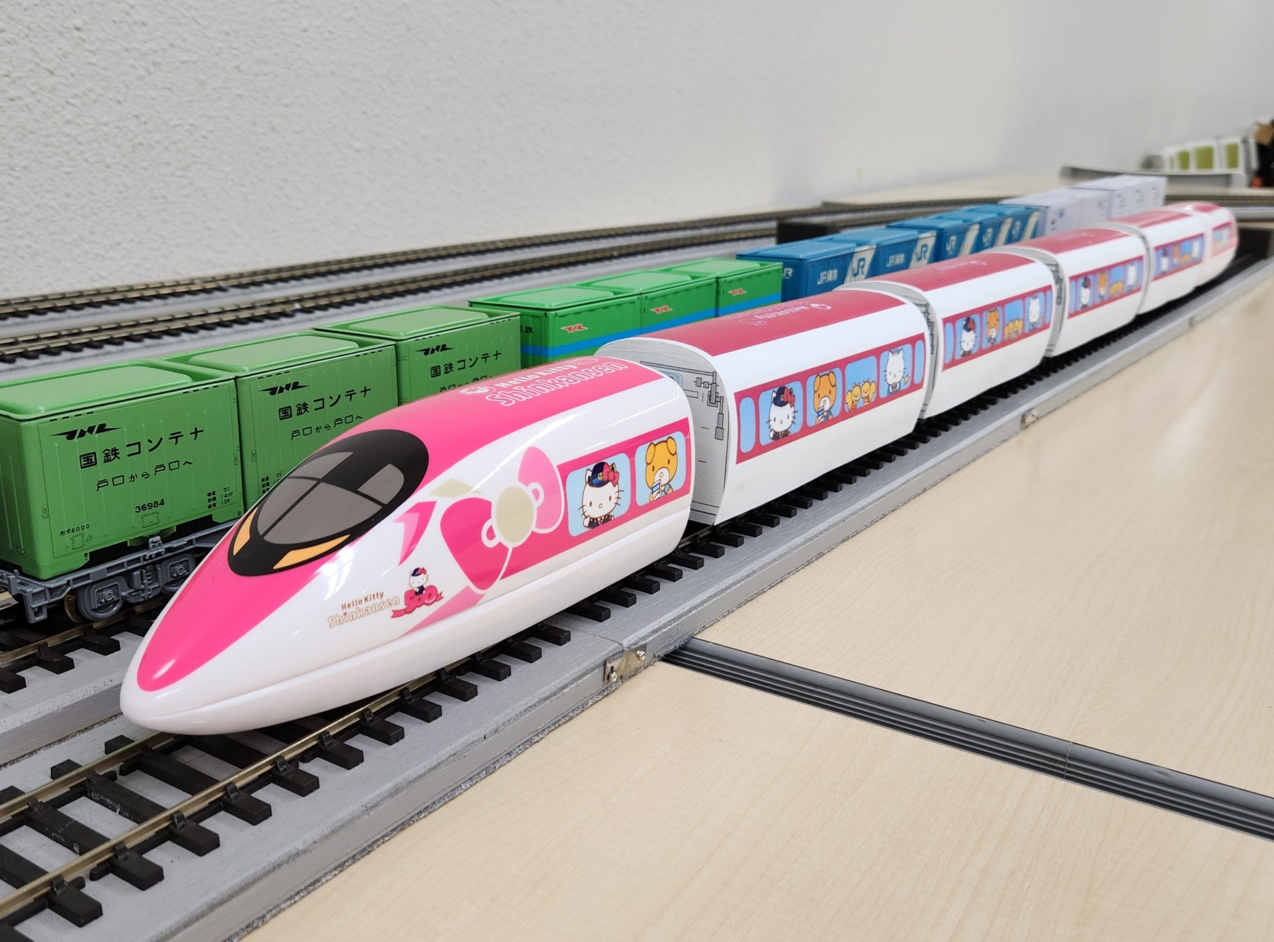 ミニ500系キティちゃん（秋葉会員）